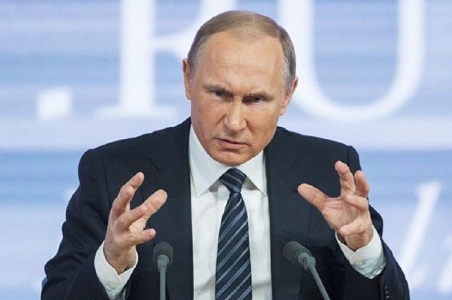 Путин в ярости из-за приближения автокефалии УПЦ. В Кремле считают это вызовом "русскому миру" https://bit.ly/2AipyBN